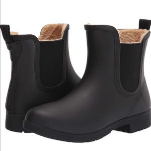 Chookah delridge chelsea plush ankle rain boots
